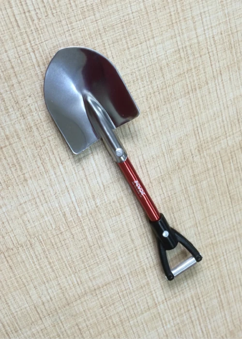 1PC Decorative Metal Shovel L105mm Simulated Shovels for LandRover Defender Wrangler RC Cars Body Shell Accessories
1PC Decorative Metal Shovel L105mm Simulated Shovels for LandRover Defender Wrangler RC Cars Body Shell Accessories