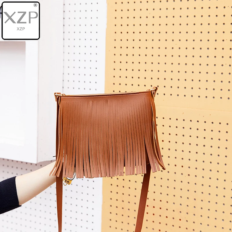 XZP 2019 Funny Bohemian Casual Girls Ladies Fringe Women's Bags Shoulder Purse New Product Messenger PU Tassel Mobile Phone Bag
XZP 2019 Funny Bohemian Casual Girls Ladies Fringe Women's Bags Shoulder Purse New Product Messenger PU Tassel Mobile Phone Bag