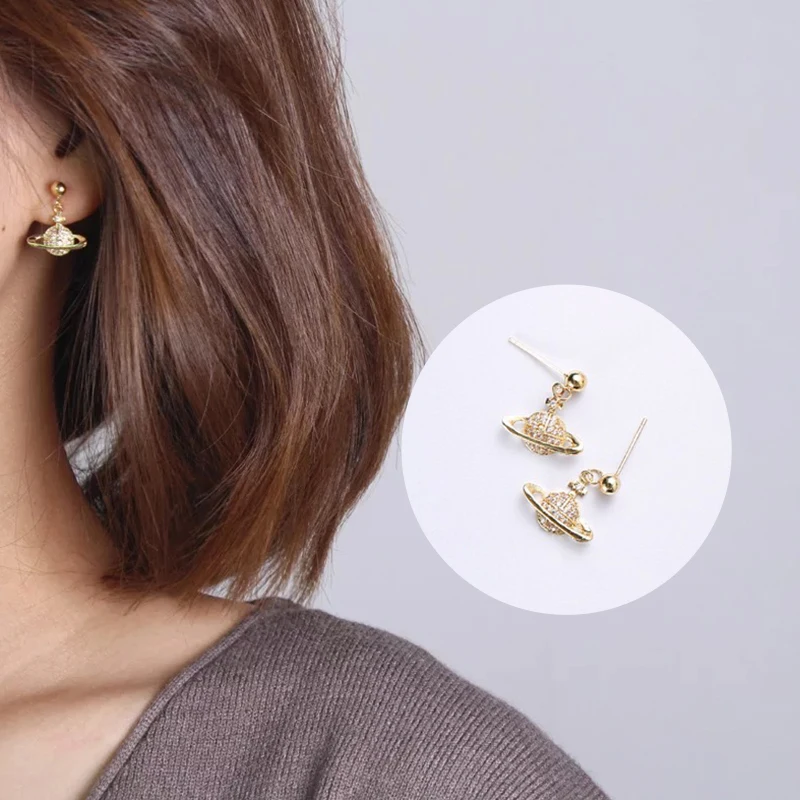 Real 925 Sterling Silver Zircon Saturn Stud Earrings Gold Color Coated Earth Planet Earring for Women Fine Jewelry Wholesale
Real 925 Sterling Silver Zircon Saturn Stud Earrings Gold Color Coated Earth Planet Earring for Women Fine Jewelry Wholesale