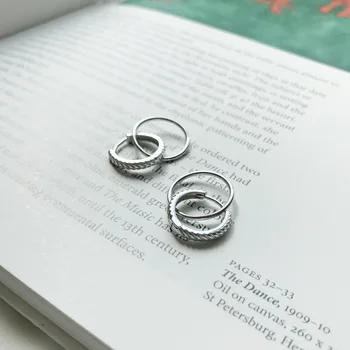 Fan Zhiqiao New Fashion contracted S925 pure silver shuanghuan Real Silver earrings earrings ears ring earrings
Fan Zhiqiao New Fashion contracted S925 pure silver shuanghuan Real Silver earrings earrings ears ring earrings