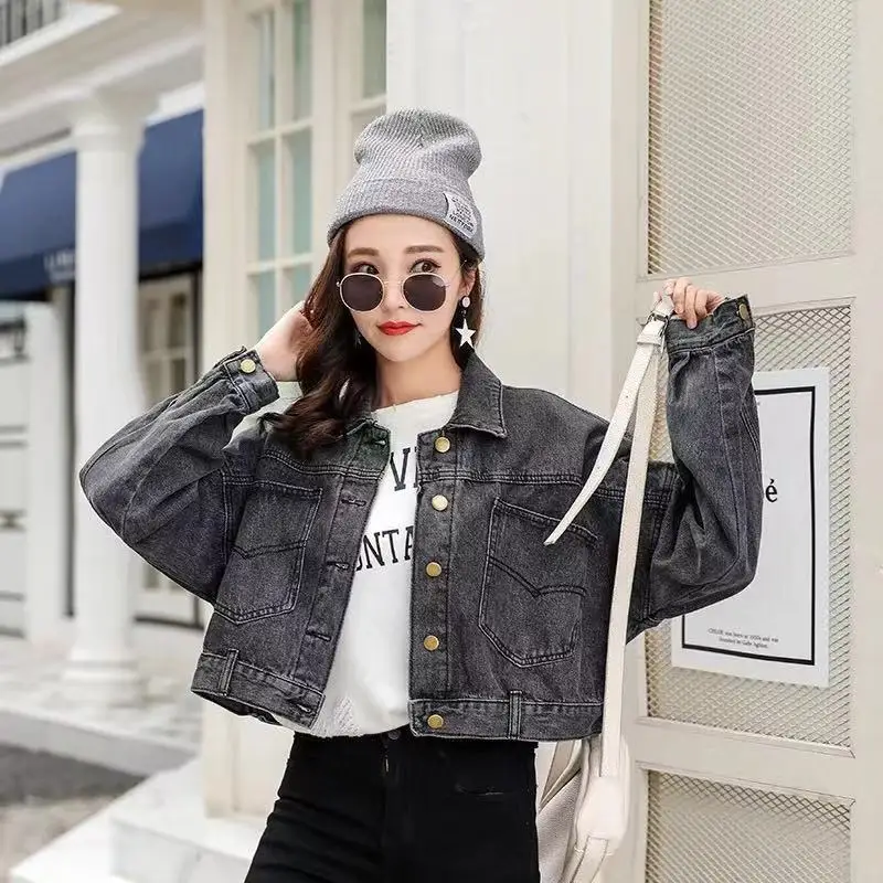 BetiKama 2018 New Streetwear Style Extra Short Denim Jackets Women Vintage Loose Outerwear Batwing Sleeve Cool Black Jean Coats
BetiKama 2018 New Streetwear Style Extra Short Denim Jackets Women Vintage Loose Outerwear Batwing Sleeve Cool Black Jean Coats