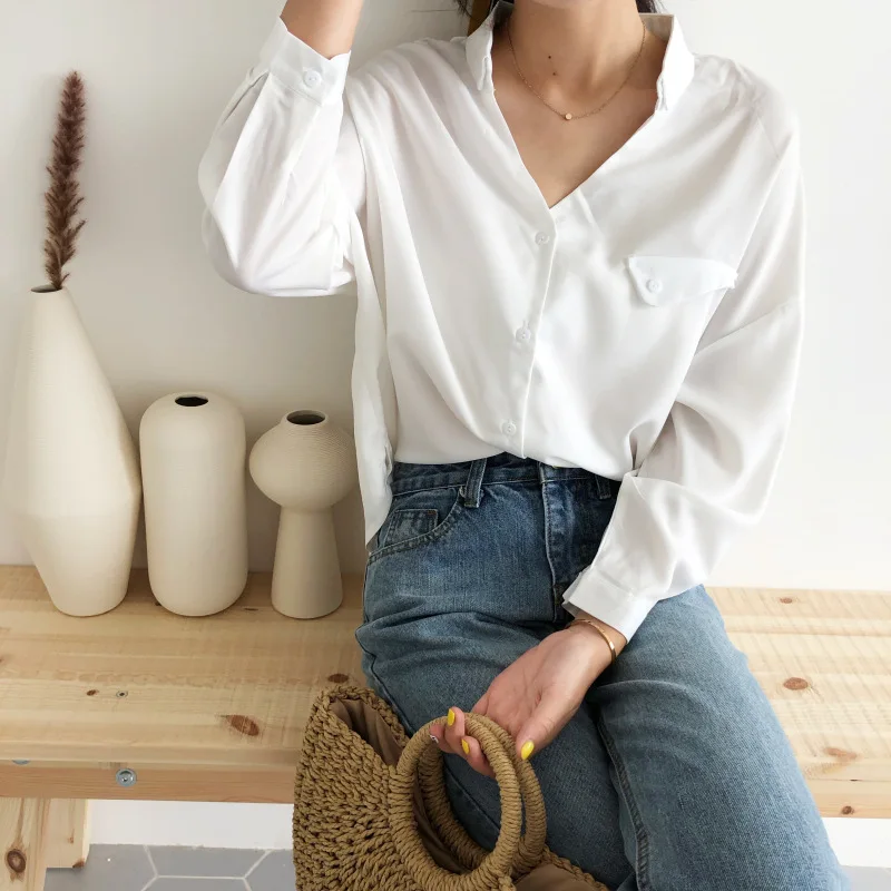 Chic Batwing Sleeve Women Shirts Full Sleeve Fashion White Loose Casual Shirts Feminine Solid Oversize Tops Plus Size
Chic Batwing Sleeve Women Shirts Full Sleeve Fashion White Loose Casual Shirts Feminine Solid Oversize Tops Plus Size