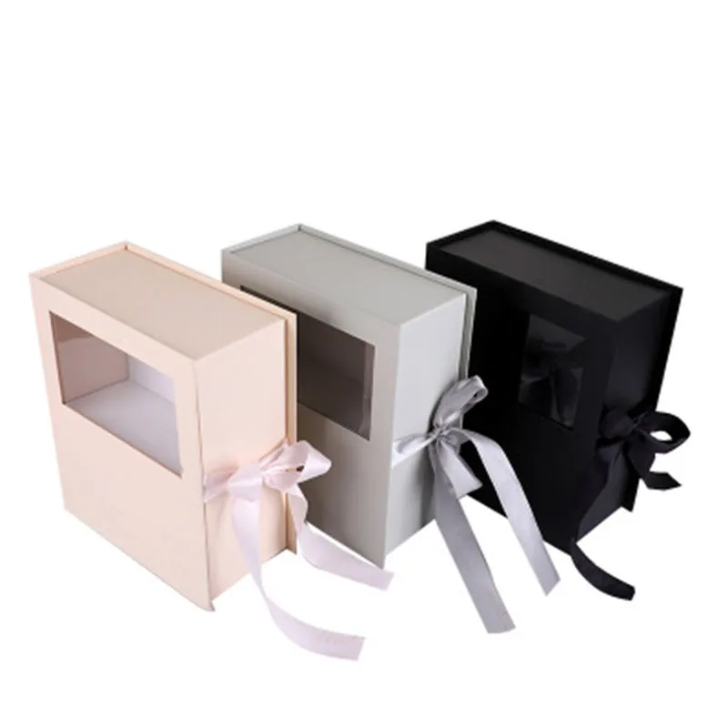 Small Fresh Literary Packaging Gift Box High-End Gift Flower Box Wedding Engagement Celebration Packing Box Modern Style
Small Fresh Literary Packaging Gift Box High-End Gift Flower Box Wedding Engagement Celebration Packing Box Modern Style