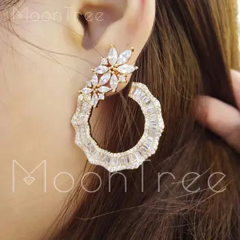 MoonTree Famous Design Luxury Popular Geometry Flower Full Mirco Paved Cubic Zirconia Nee Wedding Earring Fashion Jewelry
MoonTree Famous Design Luxury Popular Geometry Flower Full Mirco Paved Cubic Zirconia Nee Wedding Earring Fashion Jewelry