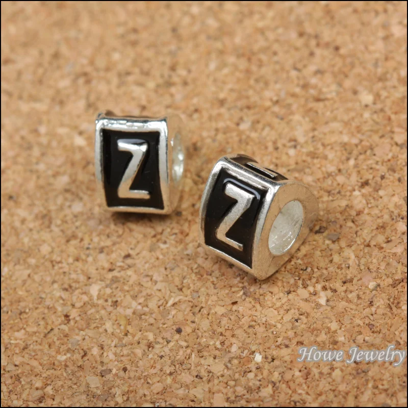 7 pcs triangle black English Alphabet letter "Z" charm antique silver plated diy earring fit bracelet (8*9*6mm)
7 pcs triangle black English Alphabet letter "Z" charm antique silver plated diy earring fit bracelet (8*9*6mm)