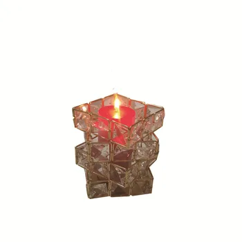 European geometric candlestick romantic candlelight dinner iron candlestick decoration wedding home decoration crystal cube cand
European geometric candlestick romantic candlelight dinner iron candlestick decoration wedding home decoration crystal cube cand