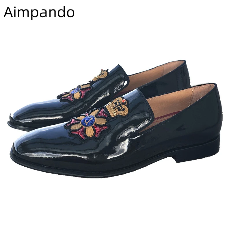 Concise Black Patent Leather Casual Men Shoes Round Toe Slip On Loafers Flat Dress Shoes Embroidery Shoes Men Zapatos De Hombre
Concise Black Patent Leather Casual Men Shoes Round Toe Slip On Loafers Flat Dress Shoes Embroidery Shoes Men Zapatos De Hombre