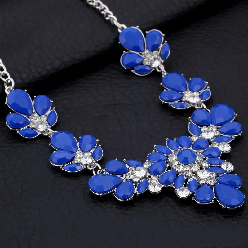 ZOSHI Colorful Rhinestone Flower Necklaces Women Fashion Crystal Jewelry Charm Chain Choker Statement Bib Collar Necklace
ZOSHI Colorful Rhinestone Flower Necklaces Women Fashion Crystal Jewelry Charm Chain Choker Statement Bib Collar Necklace