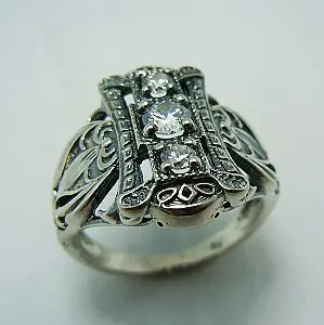 Free shipping custom processing wholesale and retail Victoria three clay stone antique silver ring
Free shipping custom processing wholesale and retail Victoria three clay stone antique silver ring