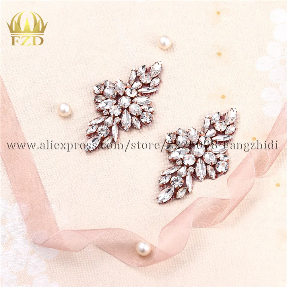 FZD 10 PCS Handmade Iron on beaded bridal belt Rhinestone Appliqued and Trimming for Shoes Decoritive Patch Sticker Shoe-buckie
FZD 10 PCS Handmade Iron on beaded bridal belt Rhinestone Appliqued and Trimming for Shoes Decoritive Patch Sticker Shoe-buckie