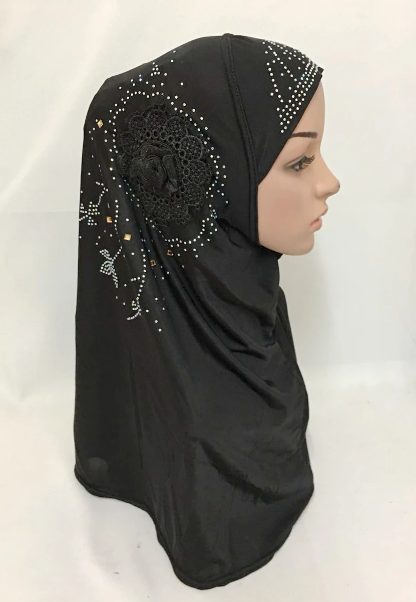 (12 pieces/lot) ramadan new designs flower rhinestones muslim hijab islamic scarf ML116
(12 pieces/lot) ramadan new designs flower rhinestones muslim hijab islamic scarf ML116