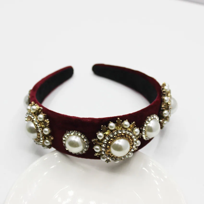 New hand-stitched hair hoop catwalk hairpin color rhinestone wide headband hairpin headwear 903
New hand-stitched hair hoop catwalk hairpin color rhinestone wide headband hairpin headwear 903