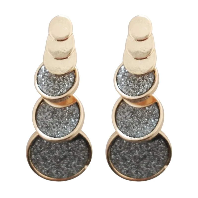 Korean earring female small round earrings fashion female ear stud three ring pendant pop earrings ladies jewelry gift wholesale
Korean earring female small round earrings fashion female ear stud three ring pendant pop earrings ladies jewelry gift wholesale