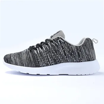Cross-border supply autumn men's shoes breathable mesh extra large size sneakers running shoes Korean shoes students tide shoes
Cross-border supply autumn men's shoes breathable mesh extra large size sneakers running shoes Korean shoes students tide shoes