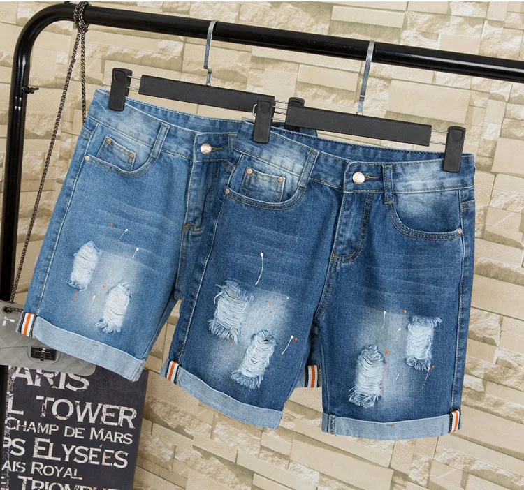2019 European and American summer high waist Jeans shorts fashion denim short pants women plus size 5XL hole denim breeches
2019 European and American summer high waist Jeans shorts fashion denim short pants women plus size 5XL hole denim breeches