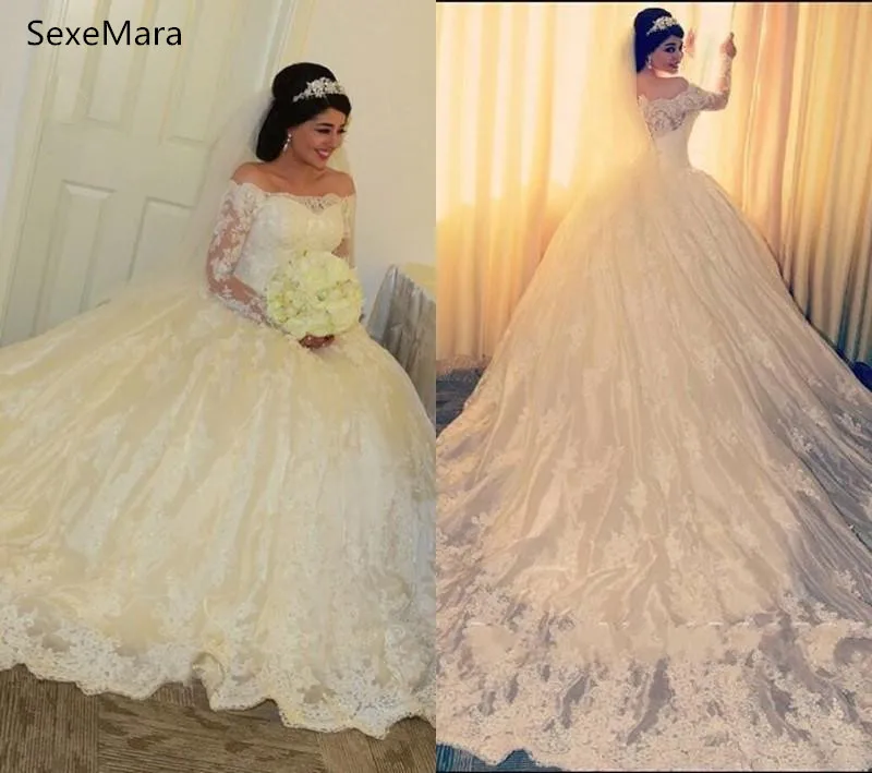 Off Shoulder Long Sleeves Ball Gown Wedding Dresses Vestidos De Novia Lace Backless Long Train Bridal Gowns Size2-24W
Off Shoulder Long Sleeves Ball Gown Wedding Dresses Vestidos De Novia Lace Backless Long Train Bridal Gowns Size2-24W