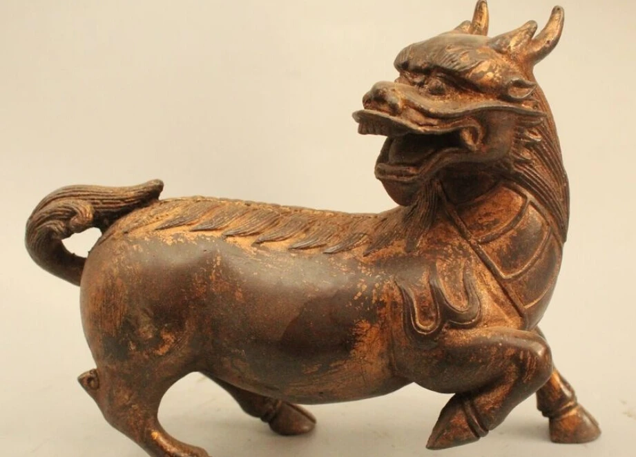 R0717 Details about 7" Old Chinese Folk Fengshui Bronze Pixiu Beast Unicorn Kylin sculpture Statue (B0413)
R0717 Details about 7" Old Chinese Folk Fengshui Bronze Pixiu Beast Unicorn Kylin sculpture Statue (B0413)