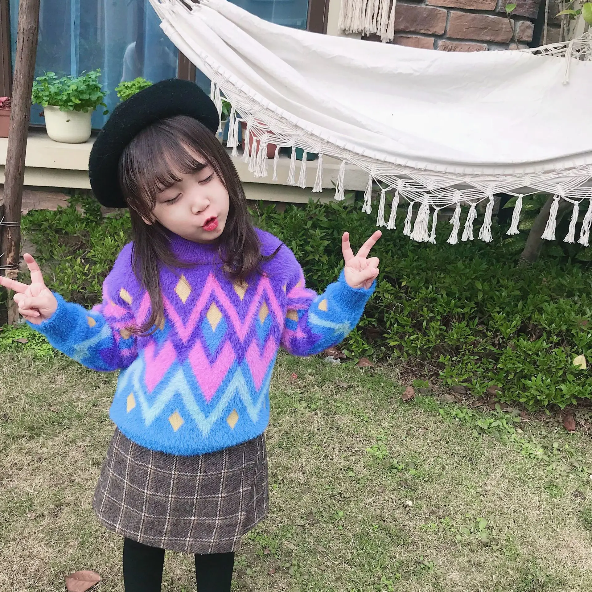 2018 Winter New Arrival korean style cotton colourful Mink-like Furry all-match thickened Sweater for fashion cute babay girls
2018 Winter New Arrival korean style cotton colourful Mink-like Furry all-match thickened Sweater for fashion cute babay girls
