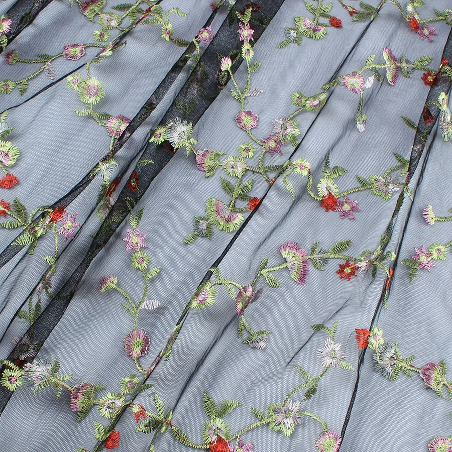 Allover embroidered floral gauze lace net fabric flowers Wedding Women dress making 140cm wide by the Yard
Allover embroidered floral gauze lace net fabric flowers Wedding Women dress making 140cm wide by the Yard