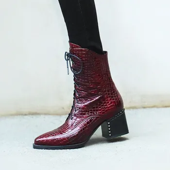 YMECHIC 2018 New Stone Pattern Leather block heel Women Ankle Boots Fashion Elegant Casual Autumn Lace-up Handmade Ladys Shoes
YMECHIC 2018 New Stone Pattern Leather block heel Women Ankle Boots Fashion Elegant Casual Autumn Lace-up Handmade Ladys Shoes