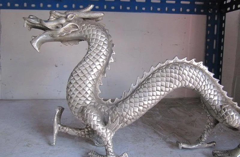 Chinese superb Bronze Copper & Silver Fengshui Carved Lucky Fly Dragon Statue
Chinese superb Bronze Copper & Silver Fengshui Carved Lucky Fly Dragon Statue