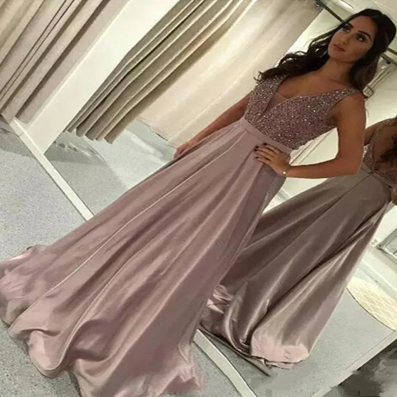 U-SWEAR New Sexy Solid Sequins V-Neck Long Dress Women Winter Dress Fashion Party Dresses Vestido De Fiesta
U-SWEAR New Sexy Solid Sequins V-Neck Long Dress Women Winter Dress Fashion Party Dresses Vestido De Fiesta