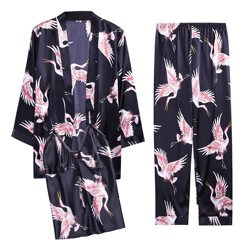 Summer Faux Silk Robe Women's Pajamas Lace Sexy Silk Three-piece Suit Woman Night Sleepwear Nightwear Badjas Dames Home Dress
Summer Faux Silk Robe Women's Pajamas Lace Sexy Silk Three-piece Suit Woman Night Sleepwear Nightwear Badjas Dames Home Dress