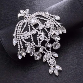 2pcs Luxury crystal rhinestone clothing Shoulder strap sash patches shiny glass strass Handmade wedding dress sew on HD-525
2pcs Luxury crystal rhinestone clothing Shoulder strap sash patches shiny glass strass Handmade wedding dress sew on HD-525