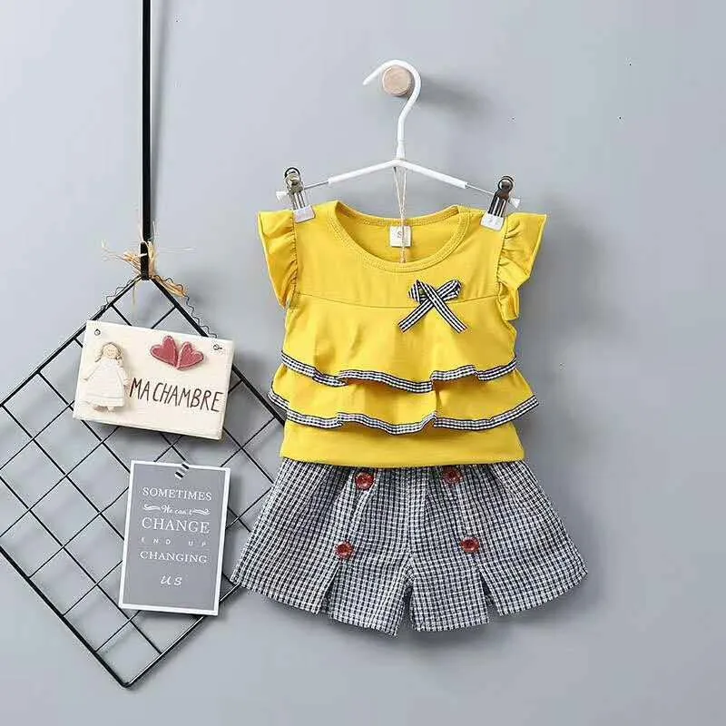 Baby girls summer clothes sets newborn girls fashion sleeveless O-Neck tees+plaid shorts 2pcs suits for bebe casual clothing
Baby girls summer clothes sets newborn girls fashion sleeveless O-Neck tees+plaid shorts 2pcs suits for bebe casual clothing