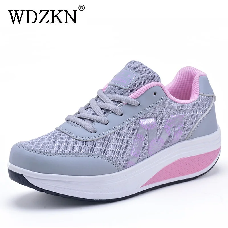 WDZKN Summer Breathable Air Mesh Casual Shoes Women Flat Platform Shoes Comfortable Lace Up Sneakers Platform Ladies Shoes
WDZKN Summer Breathable Air Mesh Casual Shoes Women Flat Platform Shoes Comfortable Lace Up Sneakers Platform Ladies Shoes