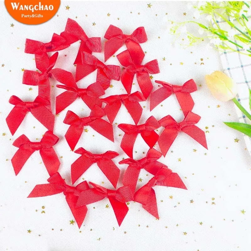 50PCS Pretty Bow Xmas Ornament Christmas Tree Decoration Festival Party Home Bowknots Baubles Baubles New Year Decoration
50PCS Pretty Bow Xmas Ornament Christmas Tree Decoration Festival Party Home Bowknots Baubles Baubles New Year Decoration