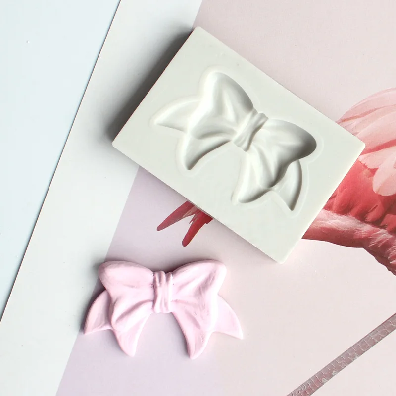 Tie Shape Silicone Cake Mold,Kitchen Baking For Chocolate Pastry Cupcake Clay,Fondant Decorating Tools Accessorie
Tie Shape Silicone Cake Mold,Kitchen Baking For Chocolate Pastry Cupcake Clay,Fondant Decorating Tools Accessorie