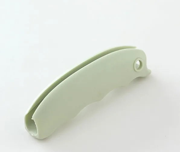 Silicone Anti-handle Labor-saving Food Dispenser Plastic Bag Handles Shopping Portable Shopping Bag
Silicone Anti-handle Labor-saving Food Dispenser Plastic Bag Handles Shopping Portable Shopping Bag