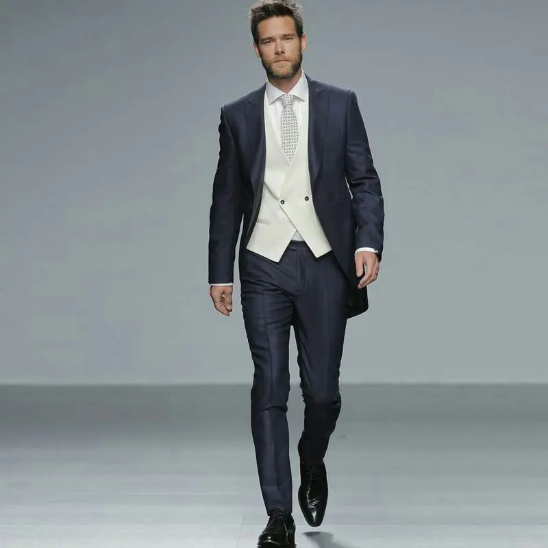 Italian Navy Blue Mens Suits with Pants Groom Wedding Tuxedos Slim Fit Terno Masculino Best Man Blazers 3Piece Coat Pants Vest
Italian Navy Blue Mens Suits with Pants Groom Wedding Tuxedos Slim Fit Terno Masculino Best Man Blazers 3Piece Coat Pants Vest