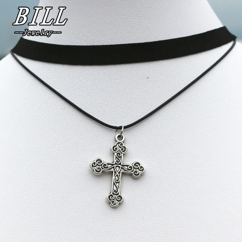 N910 Gothic Fashion Women Clavicle Necklaces Multilayer Black Choker Necklace Cross Pendant Jewelry Collar Necklace Bijoux
N910 Gothic Fashion Women Clavicle Necklaces Multilayer Black Choker Necklace Cross Pendant Jewelry Collar Necklace Bijoux