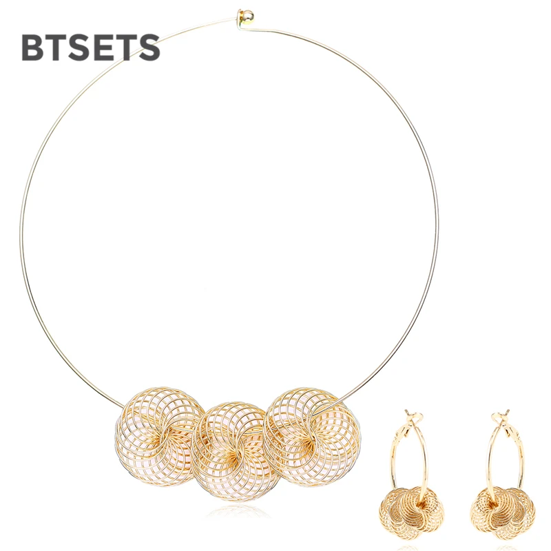 BTSETS Indian Bridal Jewelry Sets For Women Wedding African Jewelry Set Round Gold Color Bohemian Statement Choker Necklace Set
BTSETS Indian Bridal Jewelry Sets For Women Wedding African Jewelry Set Round Gold Color Bohemian Statement Choker Necklace Set