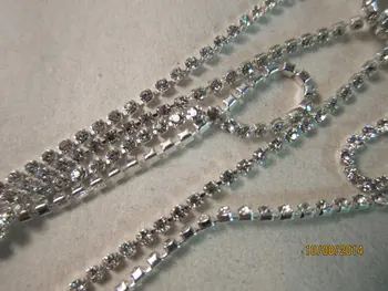 2mm Cupchain, Silver-Finished Brass, Clear Glass Stones - 6" length or, choose a Longer Length from 'Select an Option' menu
2mm Cupchain, Silver-Finished Brass, Clear Glass Stones - 6" length or, choose a Longer Length from 'Select an Option' menu