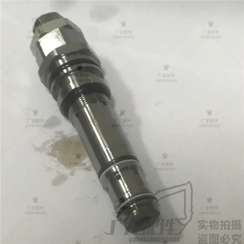 Komatsu Excavator Accessories PC200/210/220-6 Small Head 6D95 Distributor Main Gun Overflow Valve relief valve
Komatsu Excavator Accessories PC200/210/220-6 Small Head 6D95 Distributor Main Gun Overflow Valve relief valve