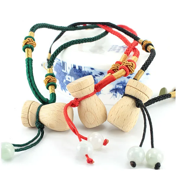 1 Pcs Mini Wooden Essential Oil Bottle Pendant Necklace Women Perfume Aromatherapy Necklace Jewelry Drop Shipping
1 Pcs Mini Wooden Essential Oil Bottle Pendant Necklace Women Perfume Aromatherapy Necklace Jewelry Drop Shipping
