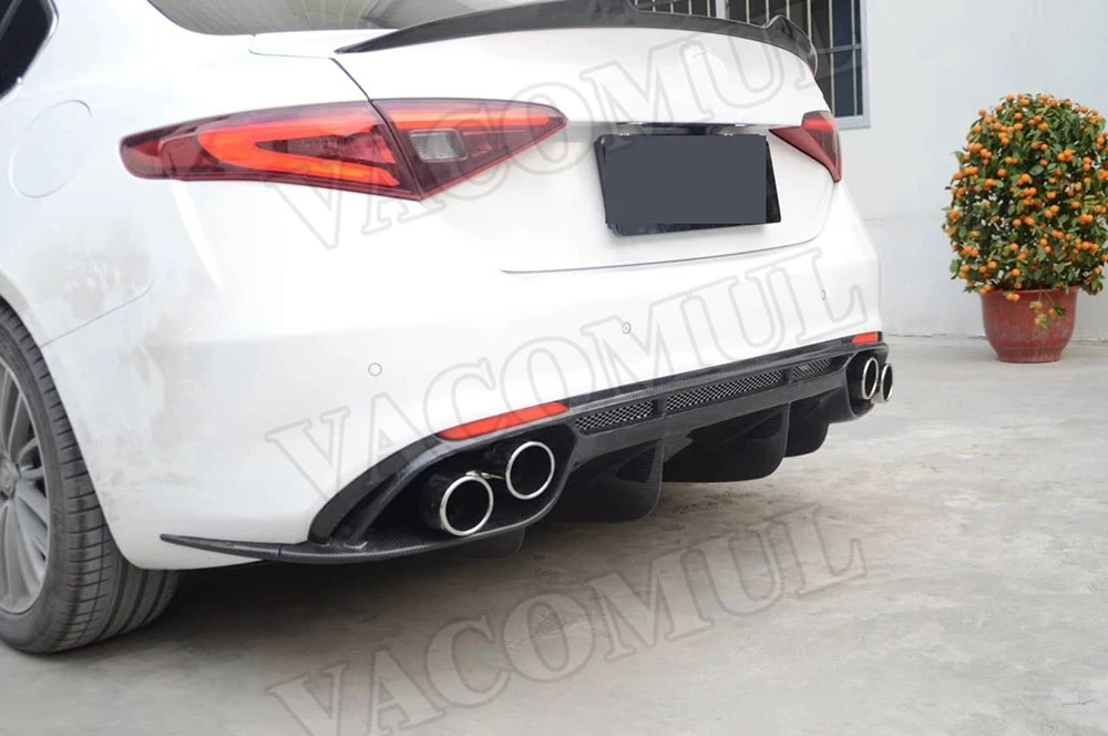 Carbon Fiber Rear Bumper Diffuser Lip Spoiler for Alfa Romeo Giulia Car Body Kit 2017 +
Carbon Fiber Rear Bumper Diffuser Lip Spoiler for Alfa Romeo Giulia Car Body Kit 2017 +