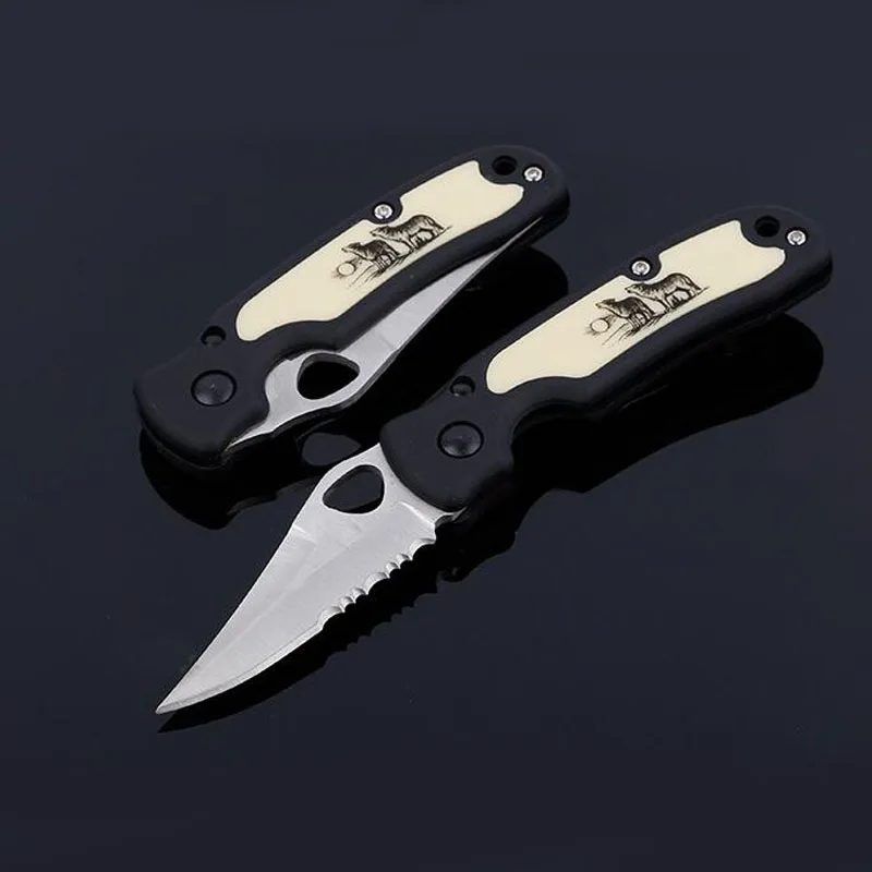 Mini Pocket Folding Combined Blade Knife Wolf Pattern 440C Steel Knives Camping Survival EDC Tool w/ Belt Clip Collection Gift
Mini Pocket Folding Combined Blade Knife Wolf Pattern 440C Steel Knives Camping Survival EDC Tool w/ Belt Clip Collection Gift
