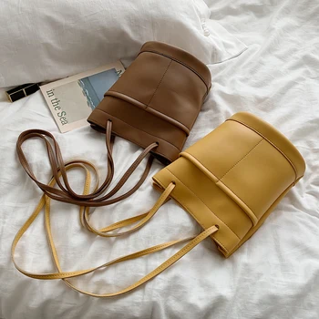Chic Designer Bucket Bag For Women Mini Soft Leather Crossbody Bags Ladies Bohemian Beach Shoulder Bags Female Handbags Purse
Chic Designer Bucket Bag For Women Mini Soft Leather Crossbody Bags Ladies Bohemian Beach Shoulder Bags Female Handbags Purse