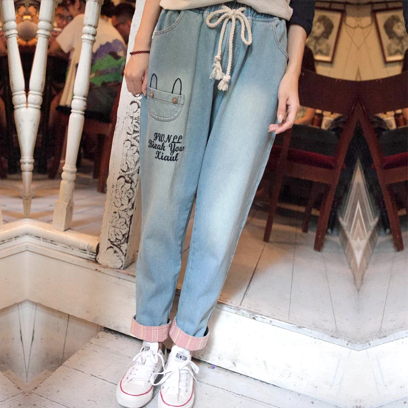 Japanese Mori Girl Cute Lovely Letters Embroidery Jeans Pant Loose Big Size Long Pencil Women Jeans Autumn Summer Pants
Japanese Mori Girl Cute Lovely Letters Embroidery Jeans Pant Loose Big Size Long Pencil Women Jeans Autumn Summer Pants