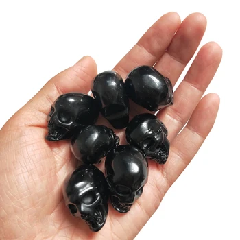 7pcs 1 inch Natural Quartz mineral stone Obsidian skull hand precision carving gems artware Collection or home decoration
7pcs 1 inch Natural Quartz mineral stone Obsidian skull hand precision carving gems artware Collection or home decoration