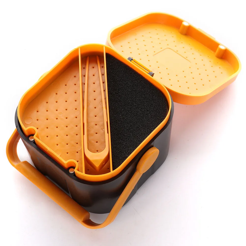 1pcs Outdoor Fishing Live Bait Box Bloodworm Bait Storage Case Fresh Bait Box Tool Box New
1pcs Outdoor Fishing Live Bait Box Bloodworm Bait Storage Case Fresh Bait Box Tool Box New