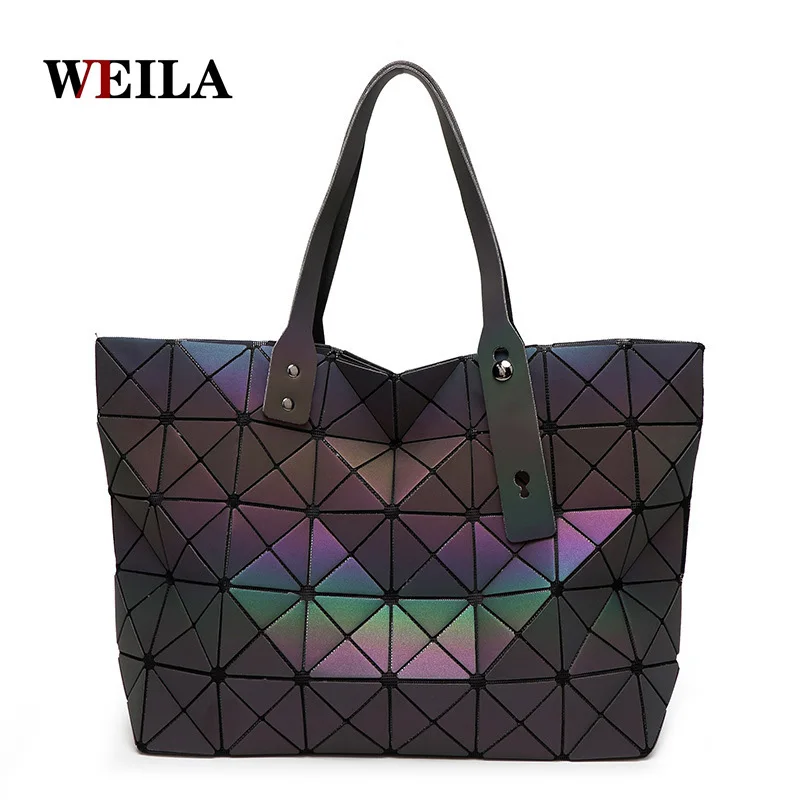 New Bao Bag Women Chain Lightnig Luminous sac bao Bag Diamond Geometry Shoulder Bags Plain Folding Messenger Bag bolso baobag
New Bao Bag Women Chain Lightnig Luminous sac bao Bag Diamond Geometry Shoulder Bags Plain Folding Messenger Bag bolso baobag