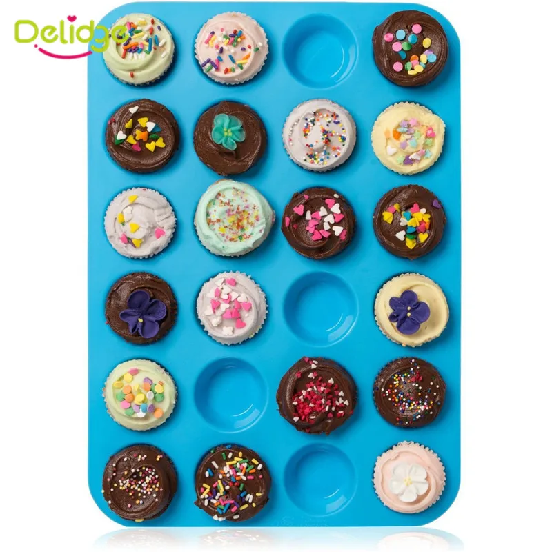 1 pcs 24 Holes Samll Cake Mold Handmade Cupcake Mold Silicone Jelly Pudding Cookie Ice Craft Mold DIY Chocolate Baking Tools
1 pcs 24 Holes Samll Cake Mold Handmade Cupcake Mold Silicone Jelly Pudding Cookie Ice Craft Mold DIY Chocolate Baking Tools