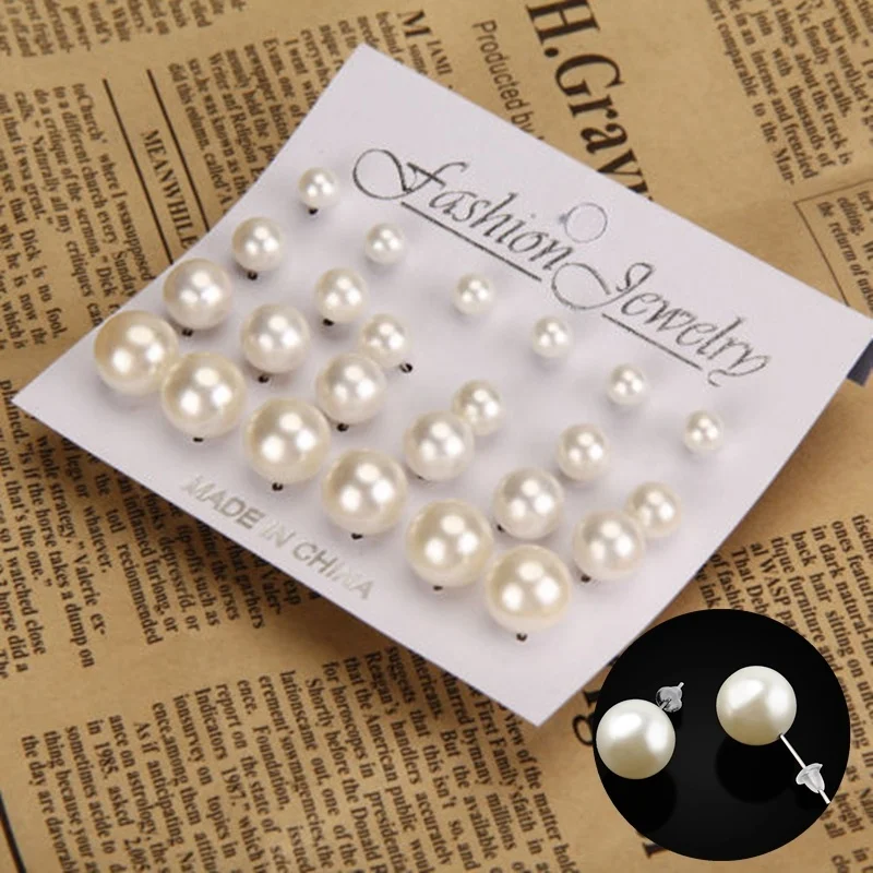 1Pcs Trendy Elegant Golden Pearls Statement Stud Earrings New Brand Design For Wedding Party Gift 4mm 6mm 8mm
1Pcs Trendy Elegant Golden Pearls Statement Stud Earrings New Brand Design For Wedding Party Gift 4mm 6mm 8mm