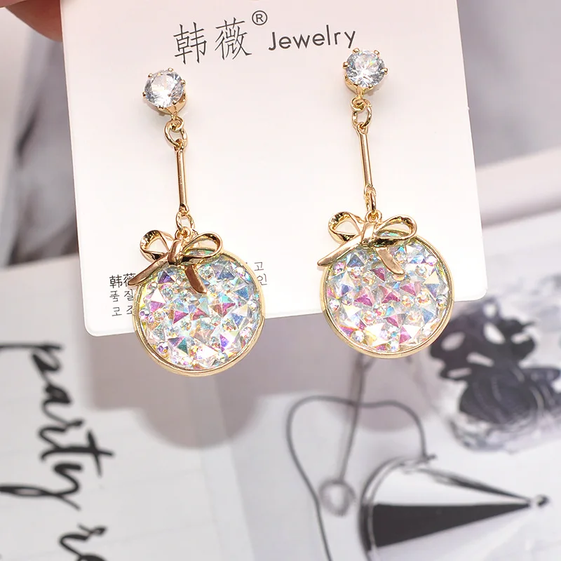 Trendy Acrylic Round Women Dangle Earrings New Sequins Long Bow Earrings For Women Drops Earrings Bohemian Earrings
Trendy Acrylic Round Women Dangle Earrings New Sequins Long Bow Earrings For Women Drops Earrings Bohemian Earrings