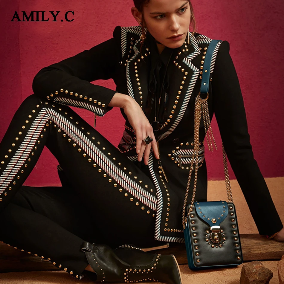 Amily.c 2018 new winter ladies jacket black long-sleeved beaded jacket 2 two-piece evening dress celebrity party women's jacket
Amily.c 2018 new winter ladies jacket black long-sleeved beaded jacket 2 two-piece evening dress celebrity party women's jacket